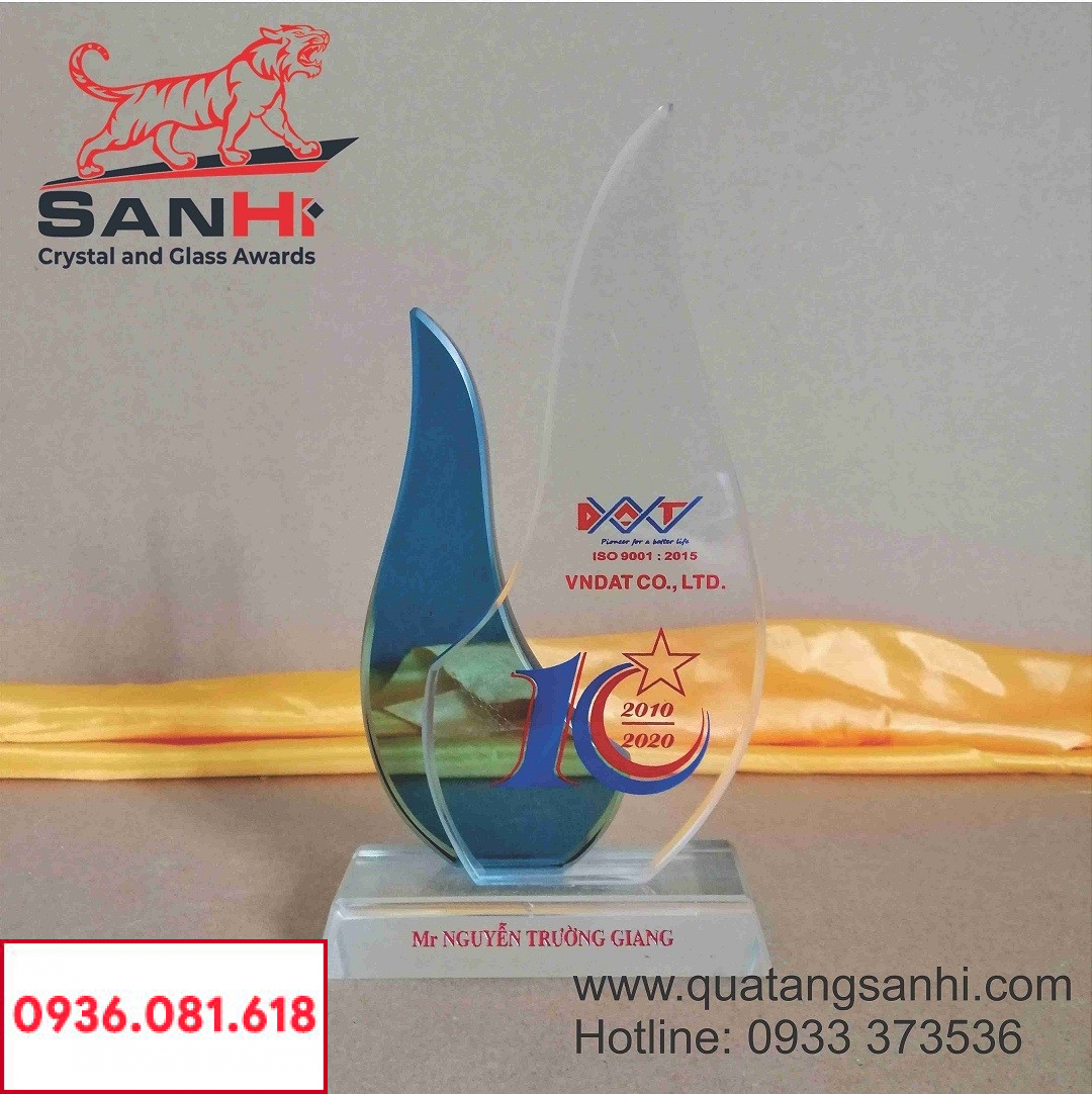 Kỷ niệm chương pha lê SanHi-PL077